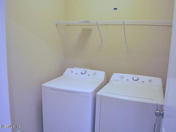 4th image of 15738 Bainebridge Dr #94