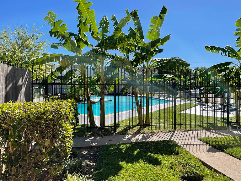 10131 Waterstone Dr — Photo 18