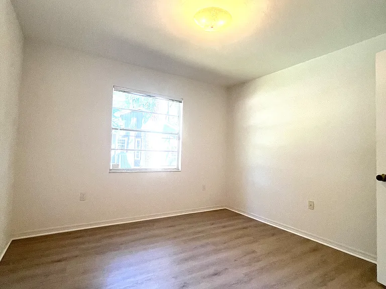 4118 NW 62nd Ave — Photo 14