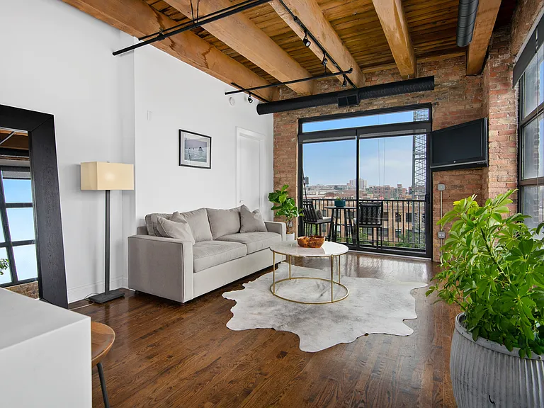 106 N Aberdeen St #5H — Photo 2
