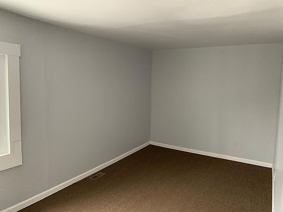 5th image of 468 Oliver St #1