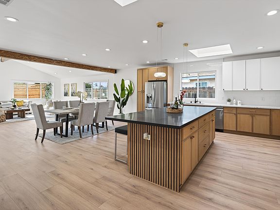 5th image of 36347 Colbert Pl