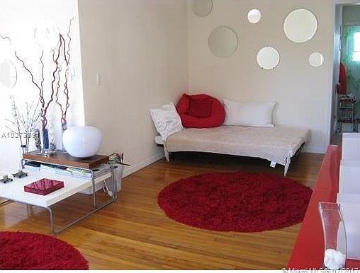 3rd image of 7207 Bay Dr APT 1