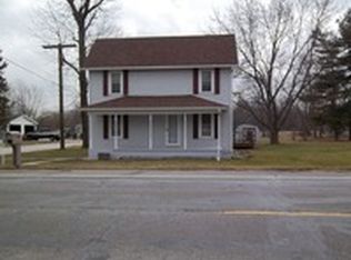 302 W Main St, La Crosse, IN 46348