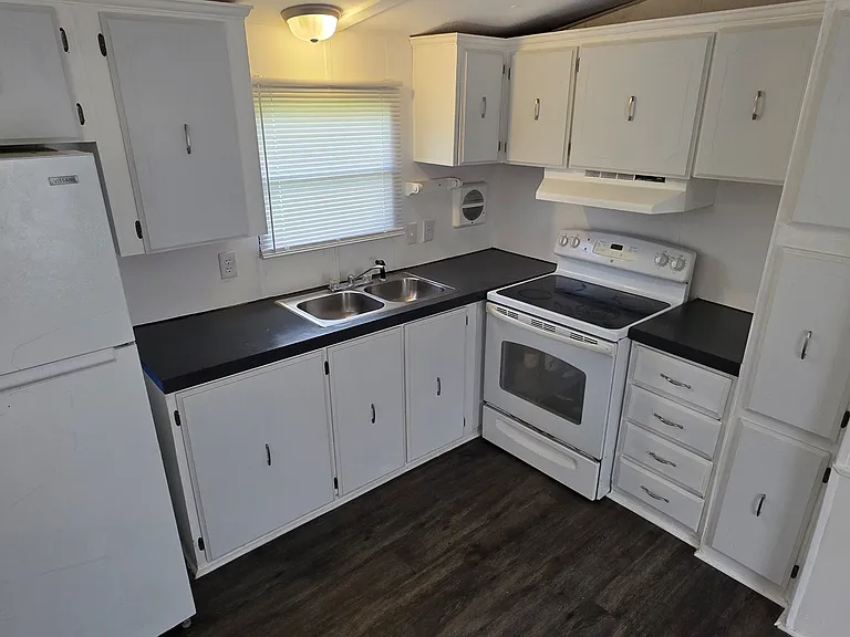 8364 Cedar St #14 — Photo 5