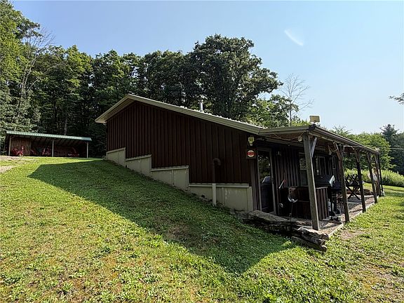 4th image of 7196 Cloverleaf Rd
