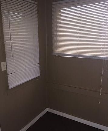 5th image of 743 Monticello Ave