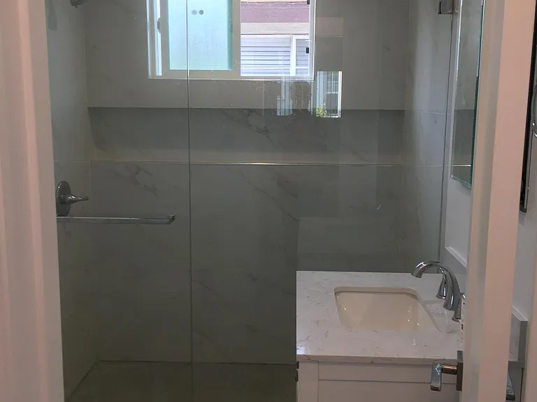 1118 S Holt Ave #4 — Photo 6