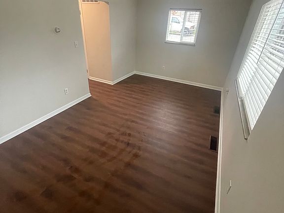 5th image of 1660 3rd St APT 2