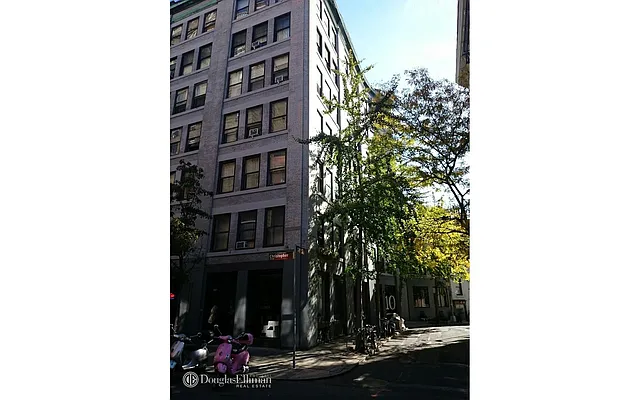 Rented by Douglas Elliman | media 8