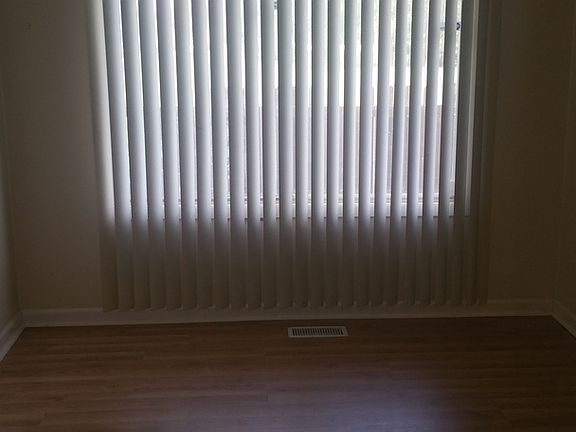 5th image of 4595 Provincetown Dr