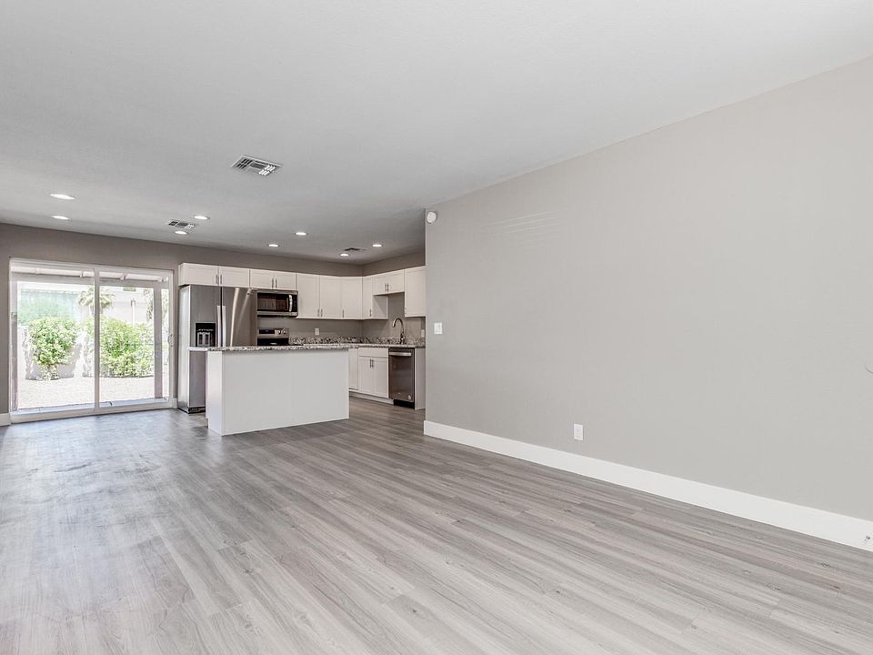 1st image of 602 E Vista Del Cerro Dr