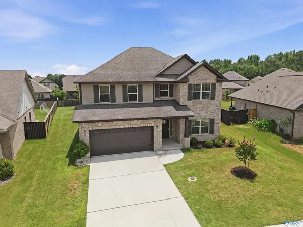 122 Kretzer Ct, Huntsville, AL 35806