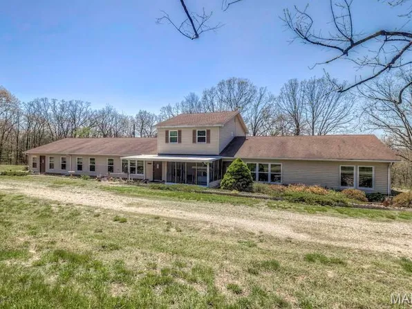 45 Cedar Branch Trl, Chamois, MO 65024