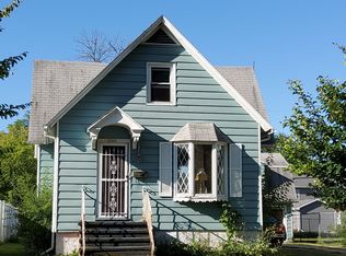 1368 Cherry St, Green Bay, WI 54301