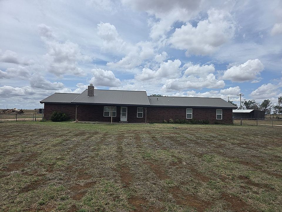 1st image of 296 N Roosevelt Road G