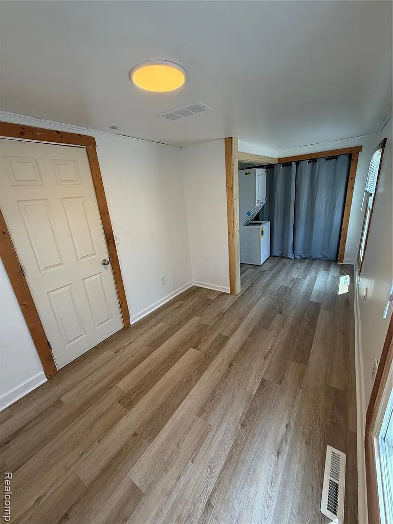 2 bed, 1.0 bath, 800 sqft, $1,645 — Photo 4