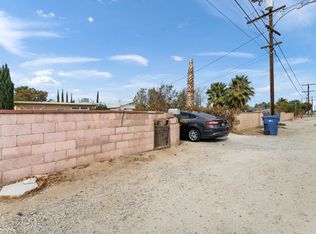 38687 15th St E, Palmdale, CA 93550