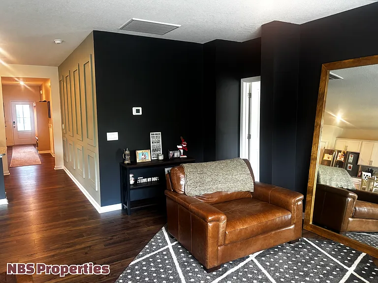 12308 Manhattan Ln — Photo 9