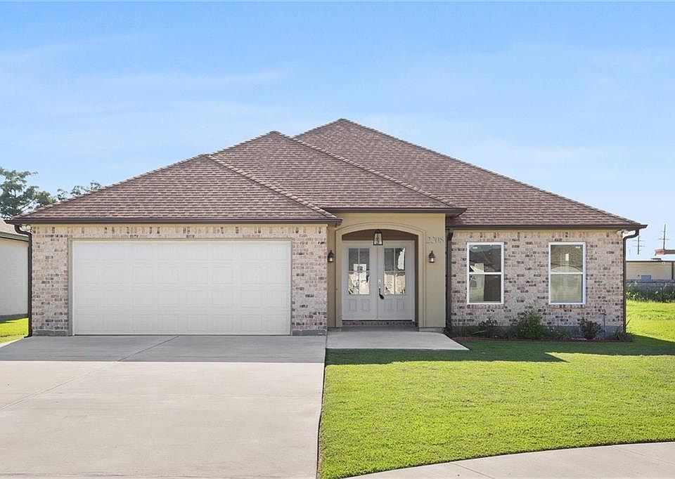 1st image of 2208 Peregrine Cir