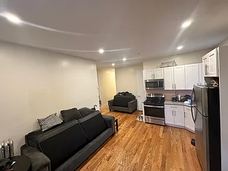 Rented by NYC LUXURY APT RENTALS CO LLC