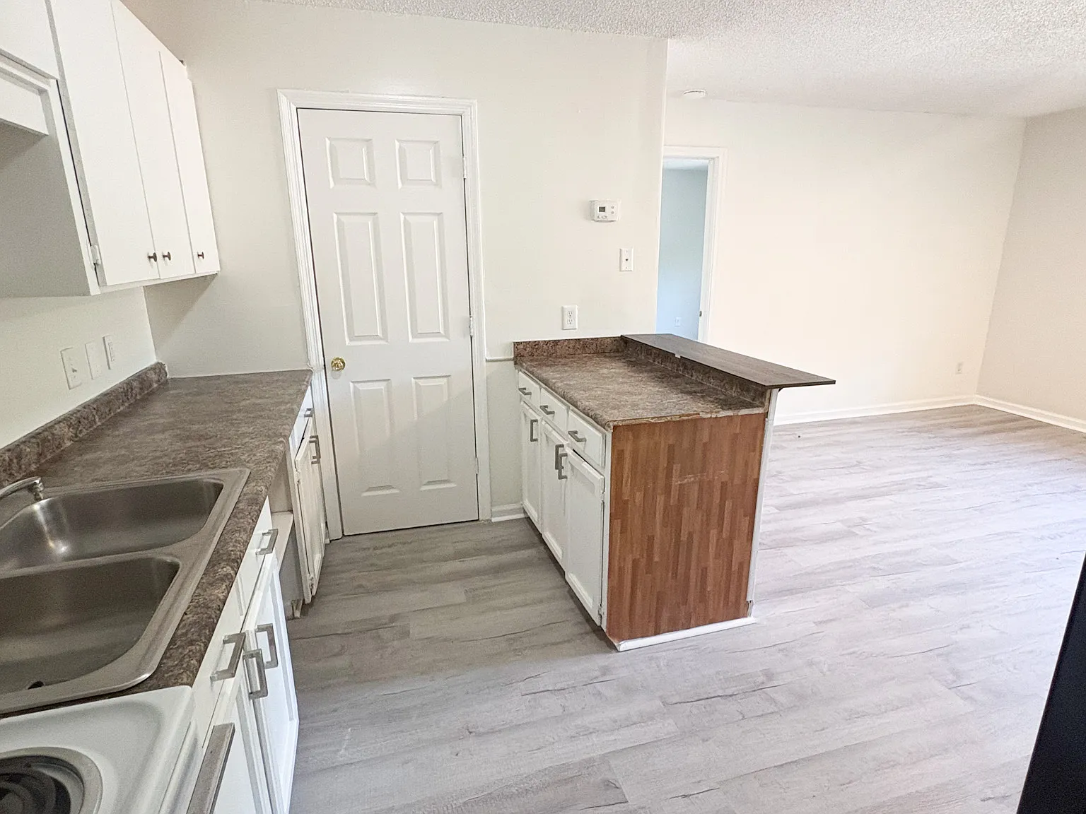 1011 Beatty Road - A7 — Photo 4