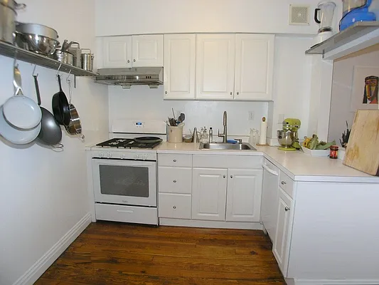 Rented by Townsley & Gay, LLC | media 4