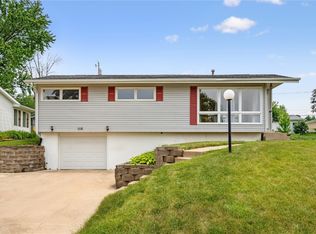 115 Patricia Ln NW, Cedar Rapids, IA 52405