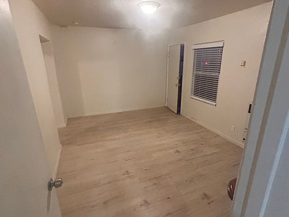5th image of 317 Ocean St #2