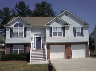 235 Horseshoe Bnd, Riverdale, GA 30274