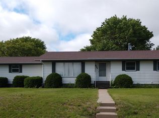 896 Nebraska Ave, Phillipsburg, KS 67661