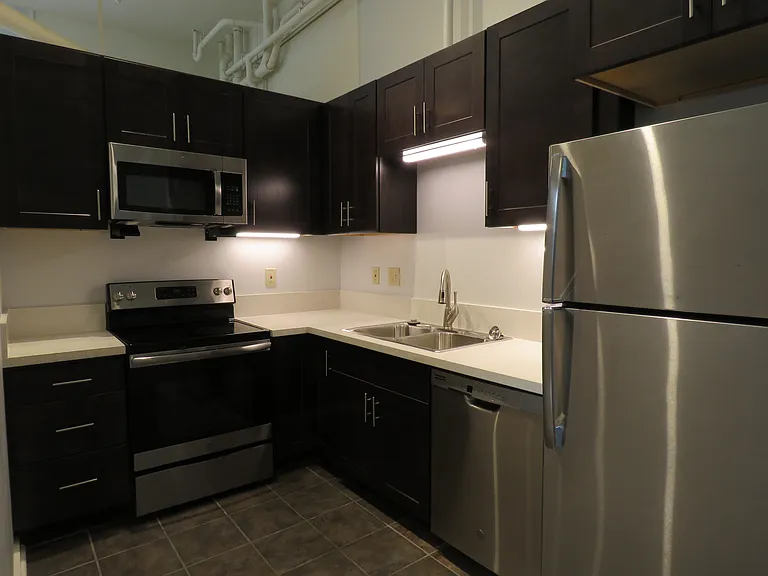 Lofts at SoMa — Photo 15