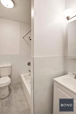 Rented by Bond New York | media 26