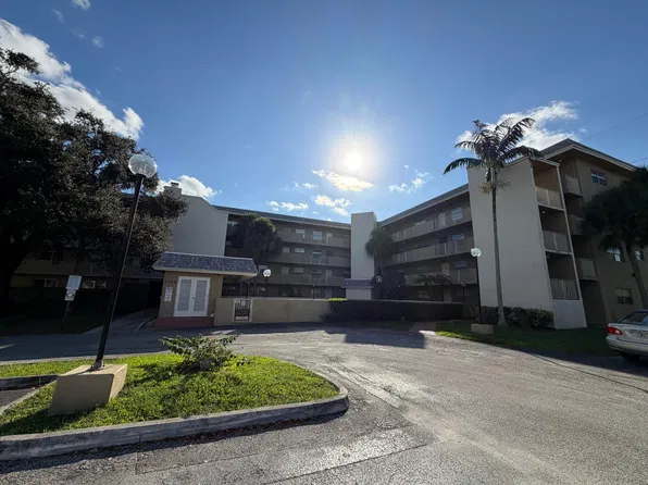 3120 N PINE ISLAND Road #403, Sunrise, FL 33351
