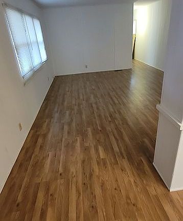 3rd image of 17 Norton Dr NE
