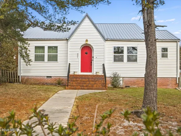 221 Northern Boulevard, Wilmington, NC 28401