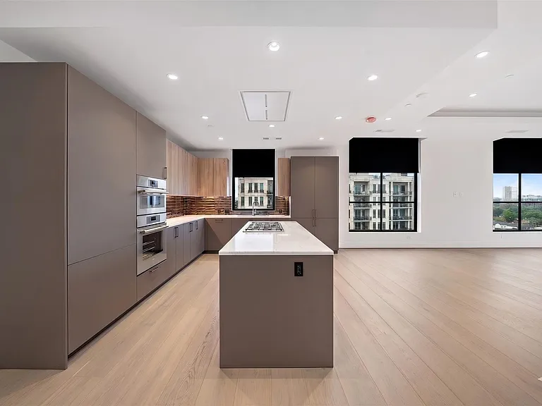 2323 San Felipe St #803 — Photo 7