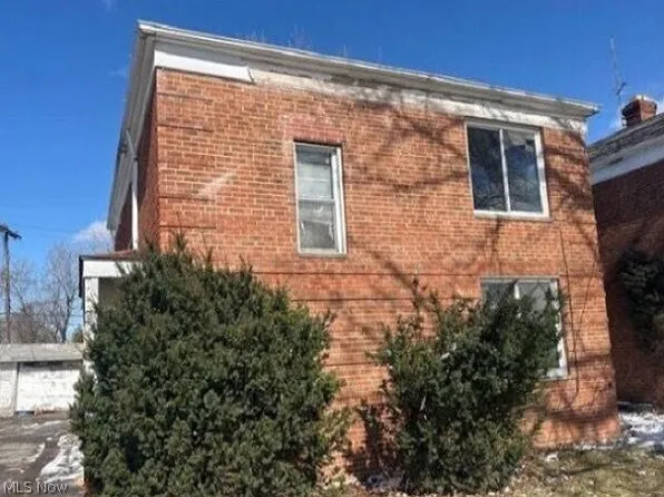 18505 Harvard Ave, Cleveland, OH 44122