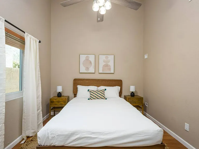 650 W Palo Verde St — Photo 16