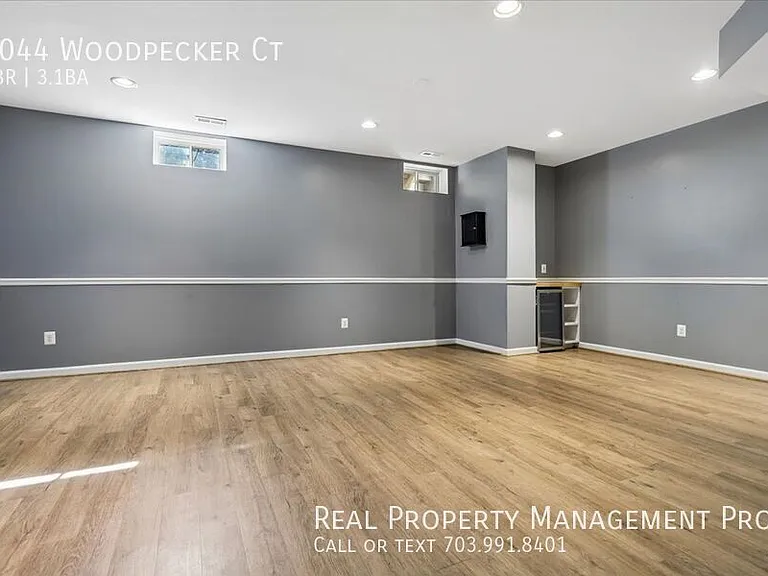9044 Woodpecker Ct — Photo 28