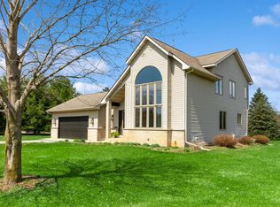 W4920 Mallard Dr, Elkhorn, WI 53121