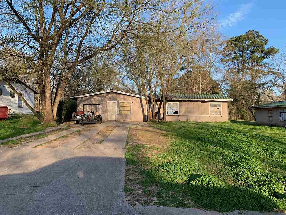 218 Alamo St, Lone Star, TX 75668 Zillow