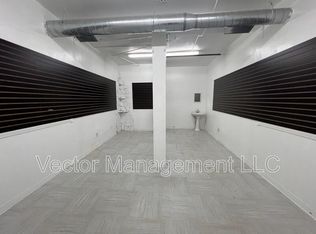 1158 Dixwell Avenue Team Mall #B3, Hamden, CT 06514