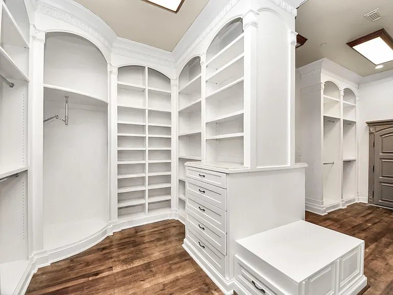 11103 Memorial Dr — Photo 24