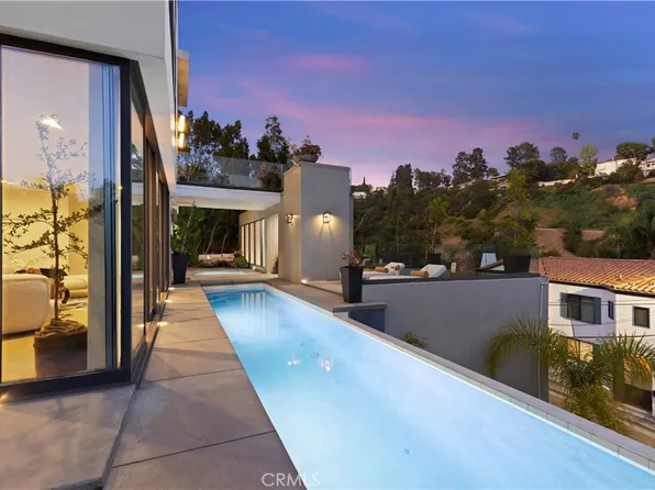 2746 Rinconia Dr, Los Angeles, CA 90068