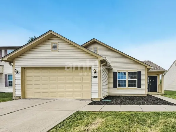 1070 Halifax Ln, Indianapolis, IN 46231