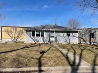 492 Cottage Grove Ave, Green Bay, WI 54304
