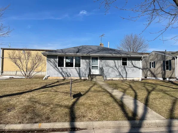 492 Cottage Grove Ave, Green Bay, WI 54304
