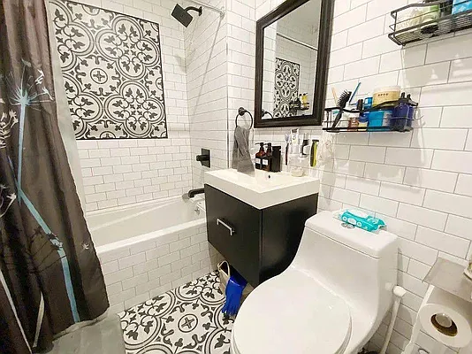 Rented by Doorway NYC, LLC | media 6