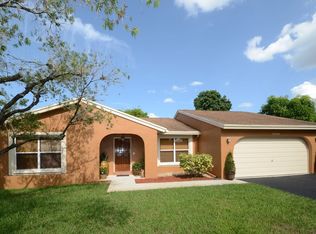 5234 SW 116th Ave, Fort Lauderdale, FL 33330